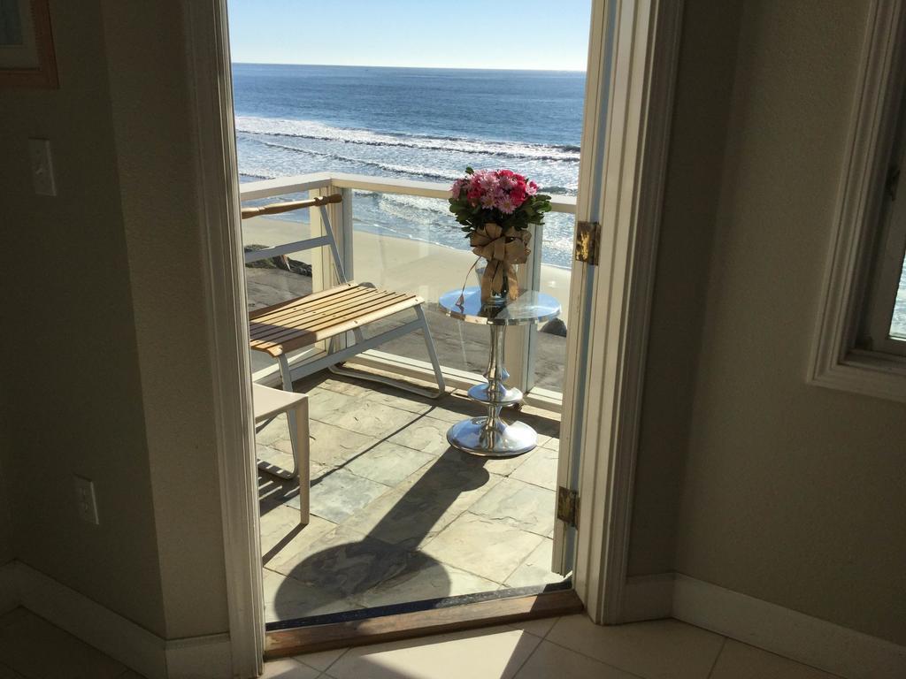 The Oceanfront Stay On Miramarbeach Hmb El Granada Экстерьер фото