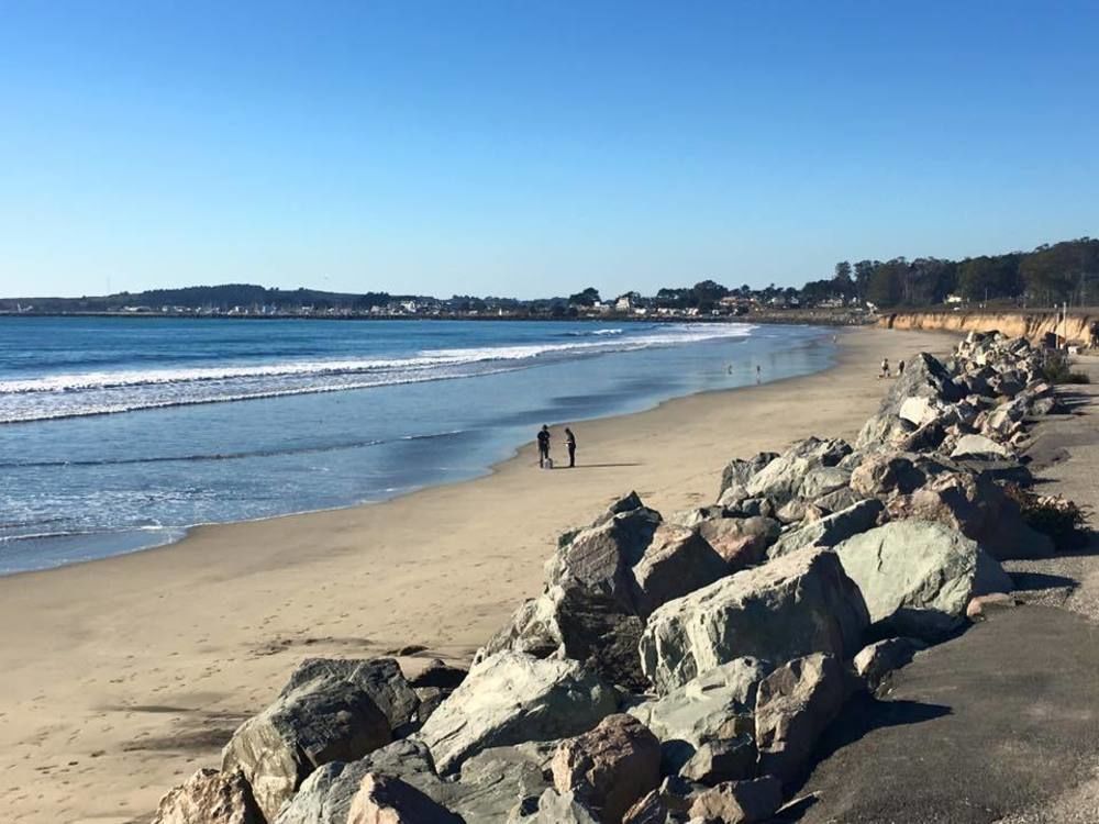 The Oceanfront Stay On Miramarbeach Hmb El Granada Экстерьер фото